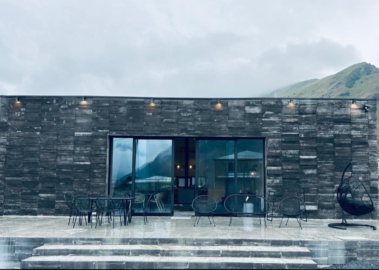 Alpine Escape Kazbegi Villa Eksteriør bilde