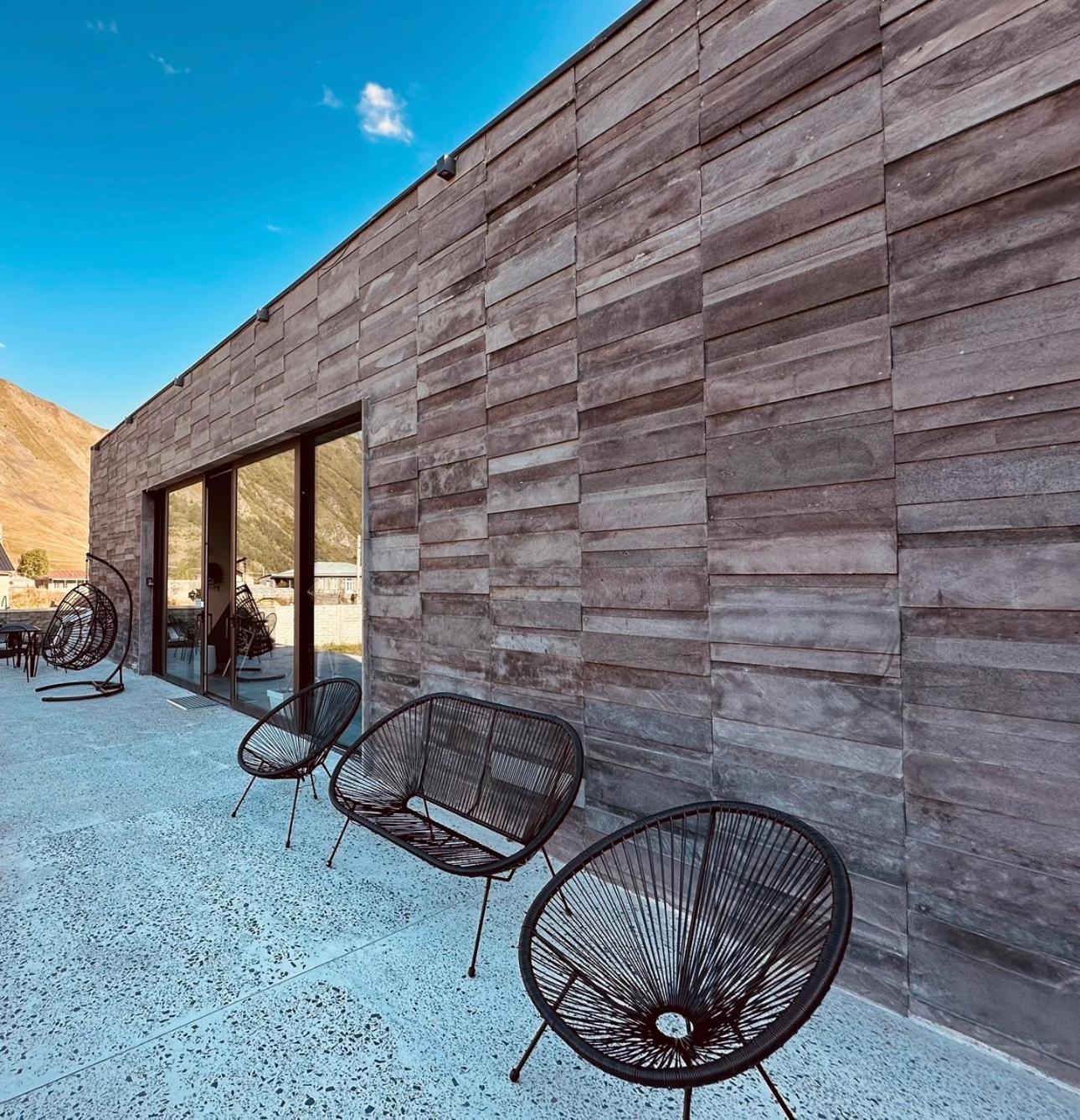 Alpine Escape Kazbegi Villa Eksteriør bilde